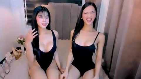 Snapshot of steffani_deluxe chatting on 03/23/26, 02:26 STEF online show from 03/23/26, 02:26