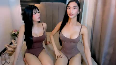Snapshot of steffani_deluxe chatting on 04/18/26, 03:32 STEF online show from 04/18/26, 03:32
