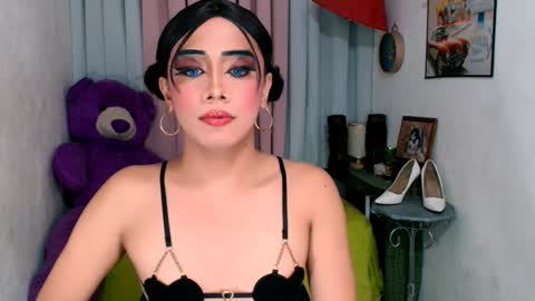 Snapshot of steffany_cummer chatting on 12/17/24, 12:00 Steffany cummer online show from 12/17/24, 12:00