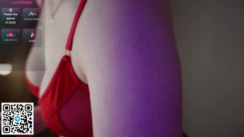 Snapshot of steffi_meoww chatting on 04/05/26, 09:23 STEFI Streams every day from 10 PM GTM1 online show from 04/05/26, 09:23