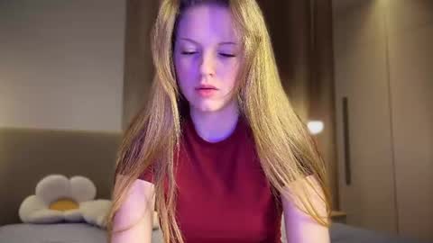 Snapshot of steffi_meoww chatting on 05/03/26, 08:15 STEFI Streams every day from 10 PM GTM1 online show from 05/03/26, 08:15