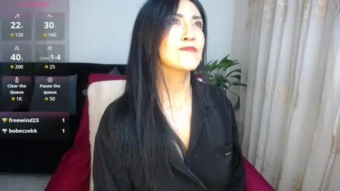 Steffy online show from 10/08/25, 01:36