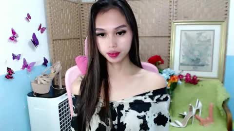 Snapshot of steffybabe chatting on 09/13/25, 01:00 steffybabe online show from 09/13/25, 01:00