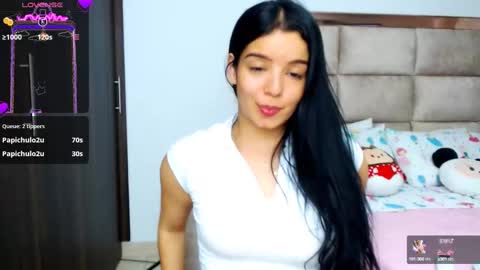 Stefany online show from 02/19/25, 01:18