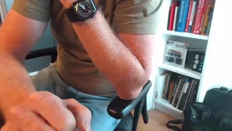 Snapshot of steiferpimmel chatting on 10/27/25, 02:10 steiferpimmel online show from 10/27/25, 02:10