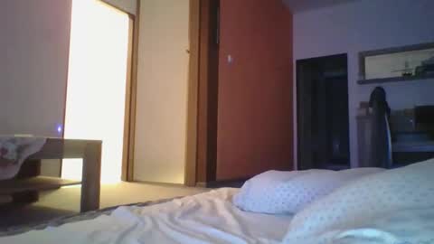 steki038434 online show from 01/06/26, 08:45