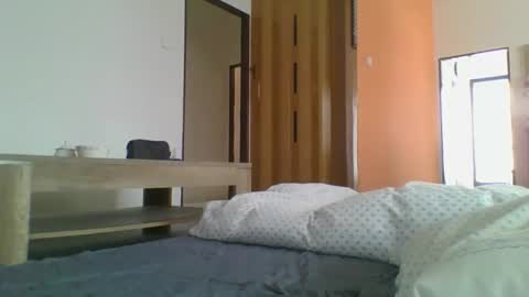 steki038434 online show from 02/21/26, 12:17