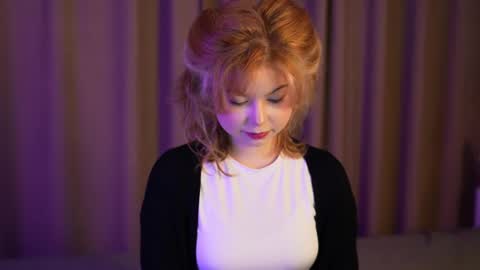 Stella online show from 09/30/25, 10:59