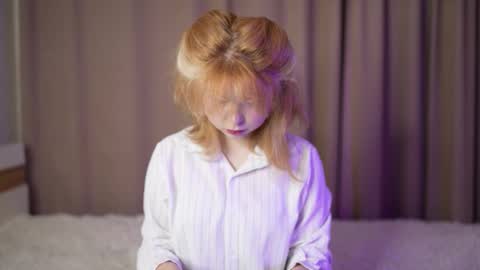 Stella online show from 10/04/25, 11:25