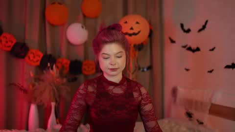 Stella online show from 10/29/25, 12:24