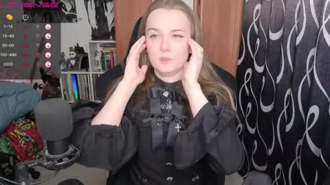 Snapshot of stella_and_carol chatting on 04/06/26, 01:01 Diana online show from 04/06/26, 01:01