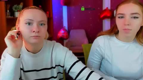 Snapshot of stella_flower chatting on 02/11/26, 12:21 stella_flower online show from 02/11/26, 12:21