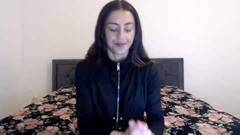 Stella John online show from 09/22/25, 05:53