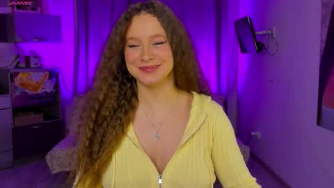 Stella online show from 10/13/25, 01:44