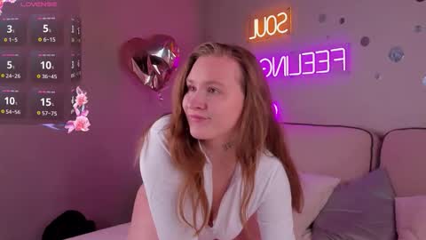 Snapshot of stella_soul chatting on 03/14/26, 09:26 Stella online show from 03/14/26, 09:26