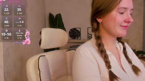 Snapshot of stella_soul chatting on 04/14/26, 08:31 Stella online show from 04/14/26, 08:31