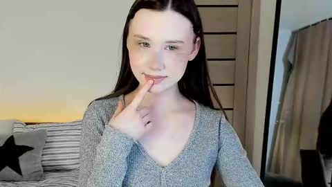 Snapshot of stella_sunny chatting on 03/12/26, 12:06 stella_sunny online show from 03/12/26, 12:06