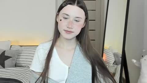 Snapshot of stella_sunny chatting on 04/23/26, 10:34 stella_sunny online show from 04/23/26, 10:34