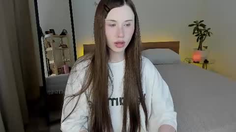 Snapshot of stella_sunny chatting on 06/27/26, 10:04 stella_sunny online show from 06/27/26, 10:04