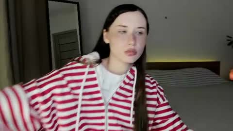 Snapshot of stella_sunny chatting on 08/01/26, 07:24 stella_sunny online show from 08/01/26, 07:24