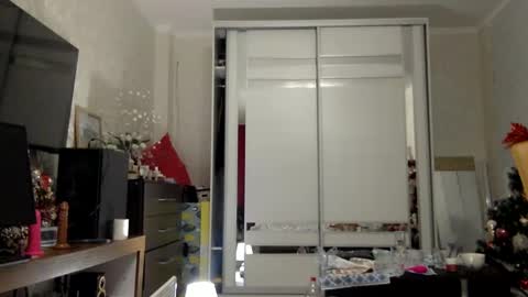 stella_walters online show from 01/12/25, 08:47