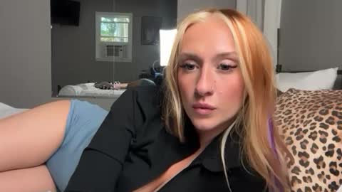 stellacorbet online show from 10/06/25, 10:07