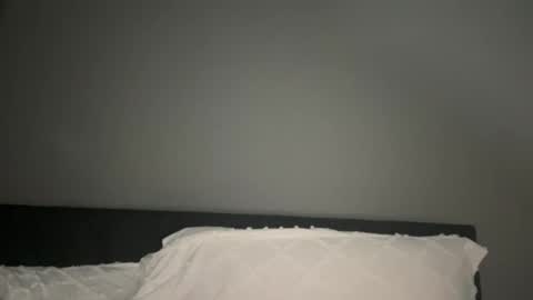 Snapshot of stellacummings chatting on 12/16/24, 06:21 Stella Bella online show from 12/16/24, 06:21