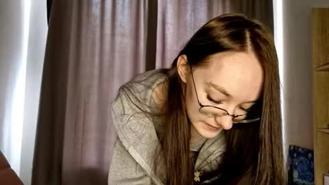 Stella online show from 09/10/25, 07:19