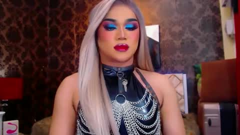 CALL ME STELLA online show from 02/02/25, 09:40