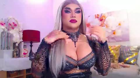 CALL ME STELLA online show from 11/23/25, 03:17