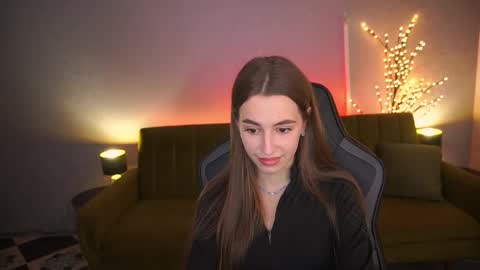 stellahoneywell online show from 10/10/25, 01:21