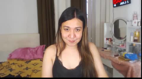 Snapshot of stellahugets chatting on 05/02/26, 06:40 Stella online show from 05/02/26, 06:40