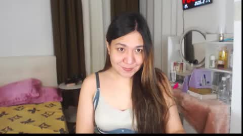 Snapshot of stellahugets chatting on 05/30/26, 05:10 Stella online show from 05/30/26, 05:10