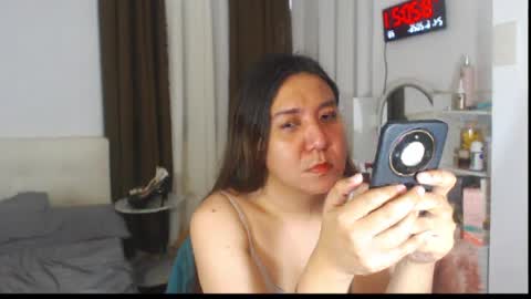 Snapshot of stellahugets chatting on 06/24/26, 12:20 Stella online show from 06/24/26, 12:20