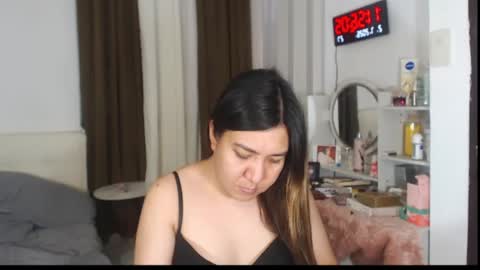 Snapshot of stellahugets chatting on 07/02/26, 03:56 Stella online show from 07/02/26, 03:56