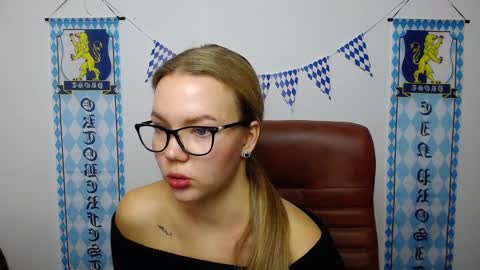 stellalights online show from 10/08/25, 08:01