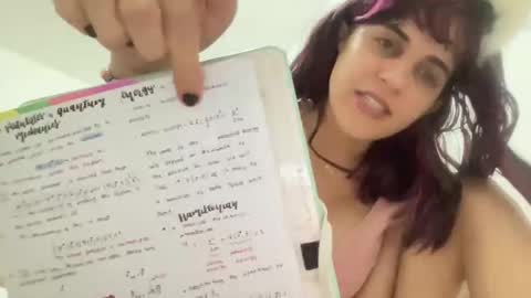 Snapshot of stellalins2025 chatting on 11/11/25, 07:19 stellalins2025 online show from 11/11/25, 07:19