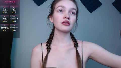 stellapayne online show from 03/06/25, 02:18