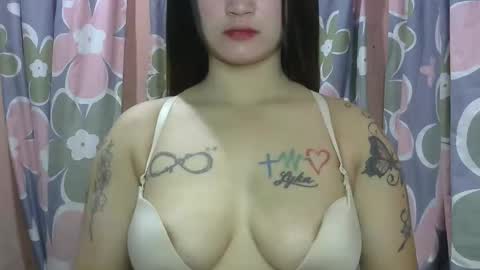 Stellapearlx online show from 04/10/26, 08:41