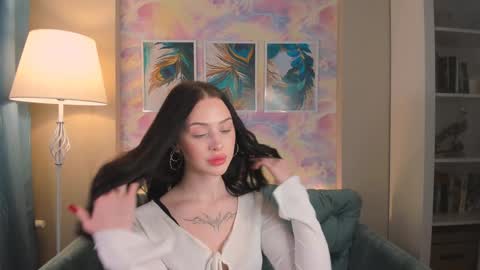 Snapshot of stellary_shy chatting on 12/15/24, 02:59 Stellary online show from 12/15/24, 02:59