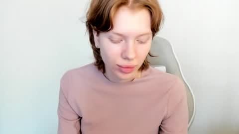 S T E L L A online show from 02/04/26, 08:09