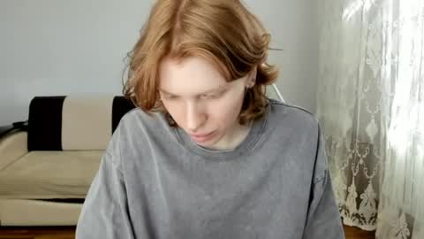 Snapshot of stellaswen chatting on 05/05/26, 10:34 S T E L L A online show from 05/05/26, 10:34