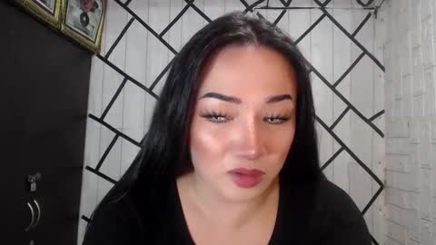 Snapshot of stellaven chatting on 12/20/25, 04:08 Stellaven online show from 12/20/25, 04:08