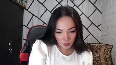 Snapshot of stellaven chatting on 05/08/26, 01:44 Stellaven online show from 05/08/26, 01:44