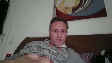 sten015 online show from 01/15/25, 01:52