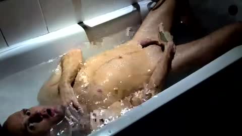 lee online show from 12/08/24, 12:07