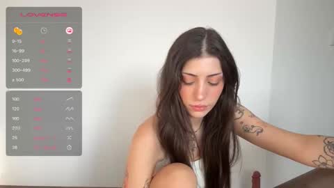 Snapshot of step__siblings chatting on 11/19/25, 10:59 michelle and max online show from 11/19/25, 10:59