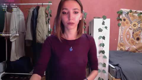 Stephanie 3 online show from 10/19/25, 06:52