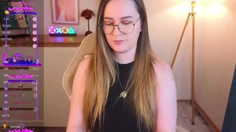 Emma online show from 09/30/25, 09:09