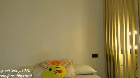 Snapshot of steph_y1030 chatting on 11/23/25, 05:51 stephany online show from 11/23/25, 05:51